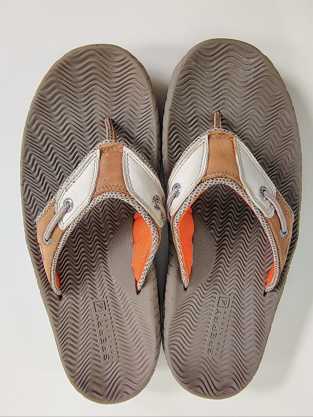 Sperry Top-Sider "Seafish" or "Baitfish" style leather thong flip-flops 8M